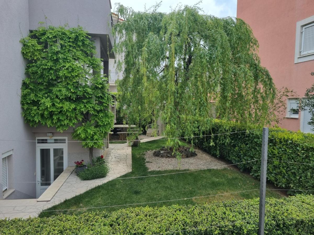 Apartment Karla&Nella Стобрек Экстерьер фото