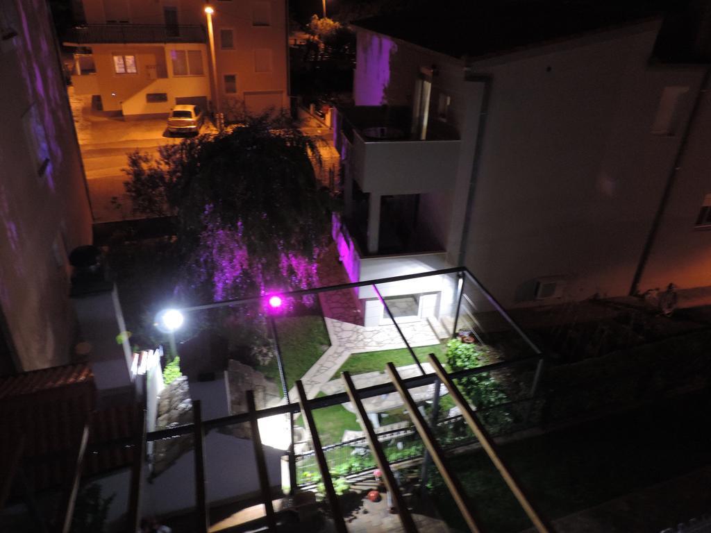 Apartment Karla&Nella Стобрек Экстерьер фото